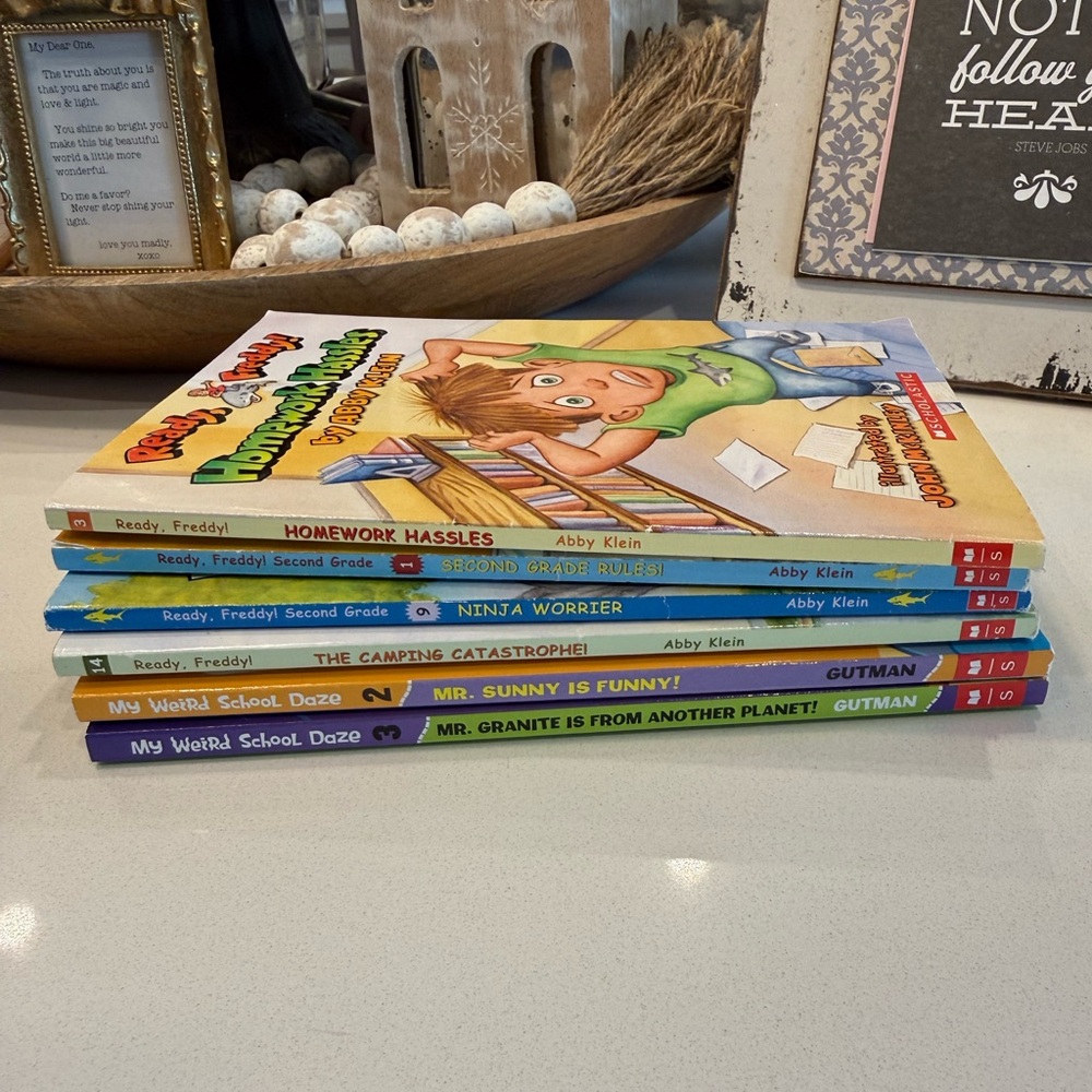 Lot of 6 Transitional Chapter Books for Kids